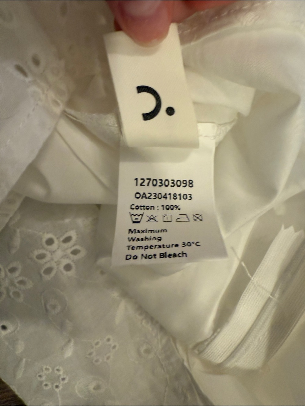 White strapless cotton eyelet mini dress with lace trim - Picture 5 of 6